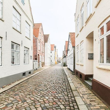Apartmenthaus Theodor Storm Meeresstrand Husum (Schleswig-Holstein) Exterior foto
